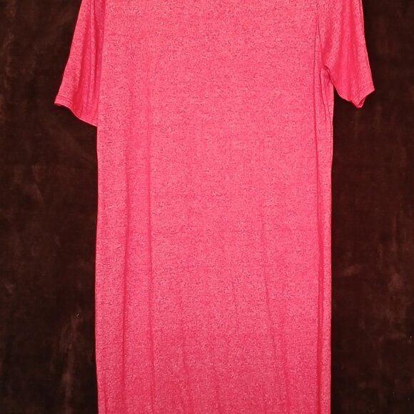 LuLaRoe T-shirt dress with gray trim size (XL) but fits more like a M/L - Picture 3 of 4